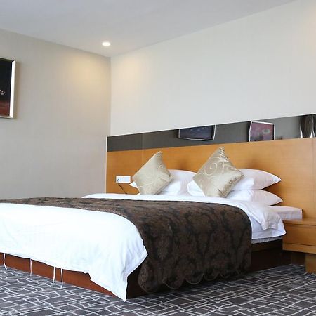 Days Inn Frontier Wuxi Wuxi  Dış mekan fotoğraf